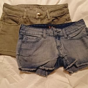 Guess & American Eagle Outfitters Denim Shorts Size 6